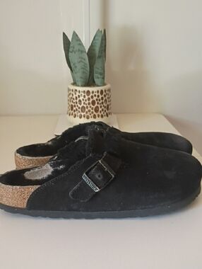 Birkenstock Boston Shearling Clogs Black Suede Leather Size 38 US Women's 7 M5